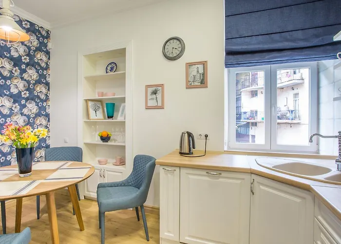 Apartment R.o.y.a.l *