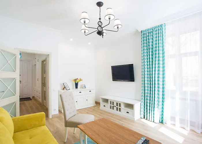 R.o.y.a.l Apartament *